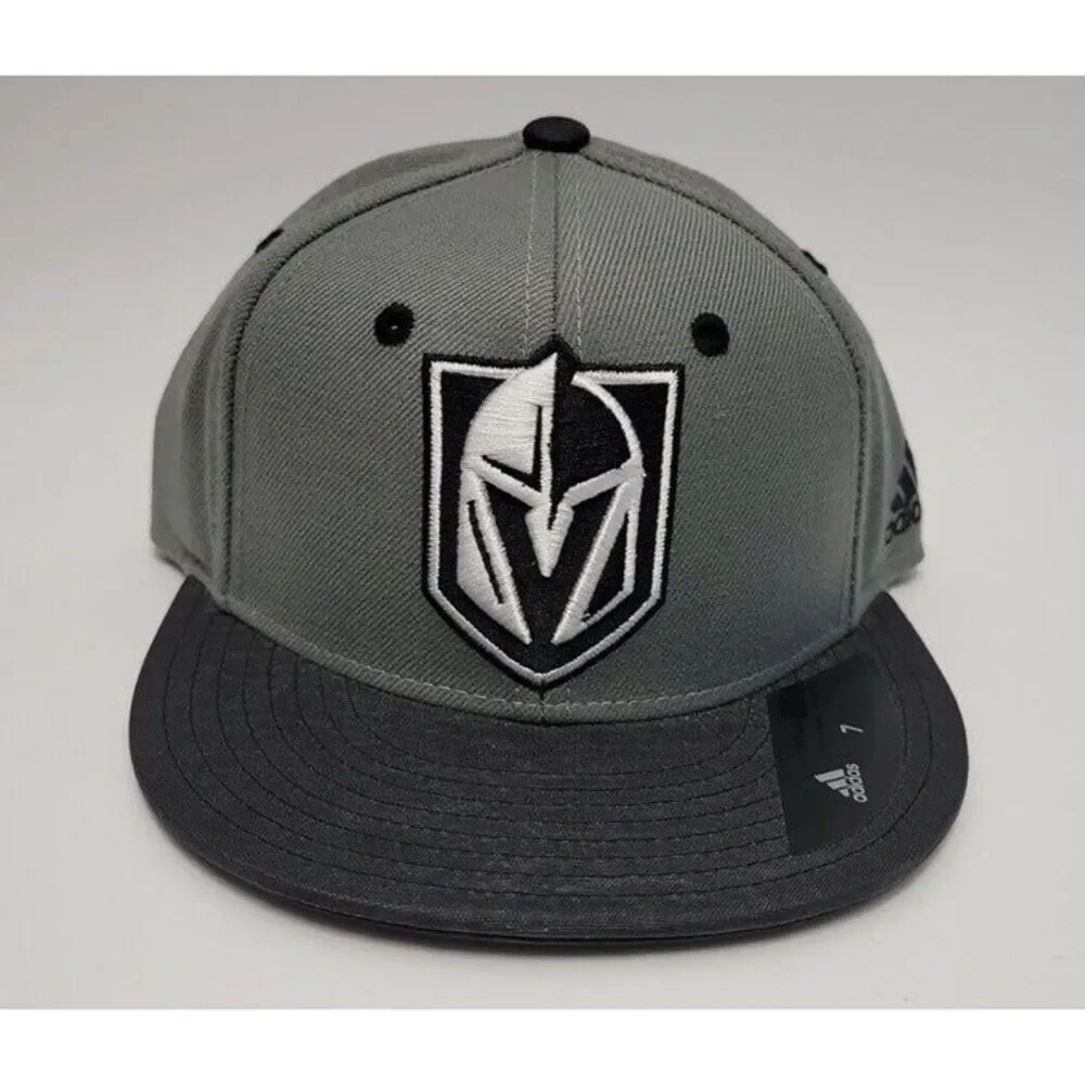 Vegas Golden Knights NHL Hockey Adidas B&W Gray Fitted Hat Sz 7 Cap VGK Viva Las